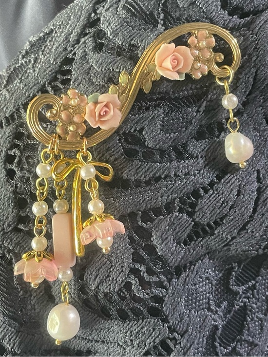 Hand Crafted Jewelry - Victorian Floral Brooch with Pink Roses and Pearls